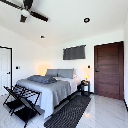 מונטה ורדה Black & White Apartments מראה חיצוני תמונה